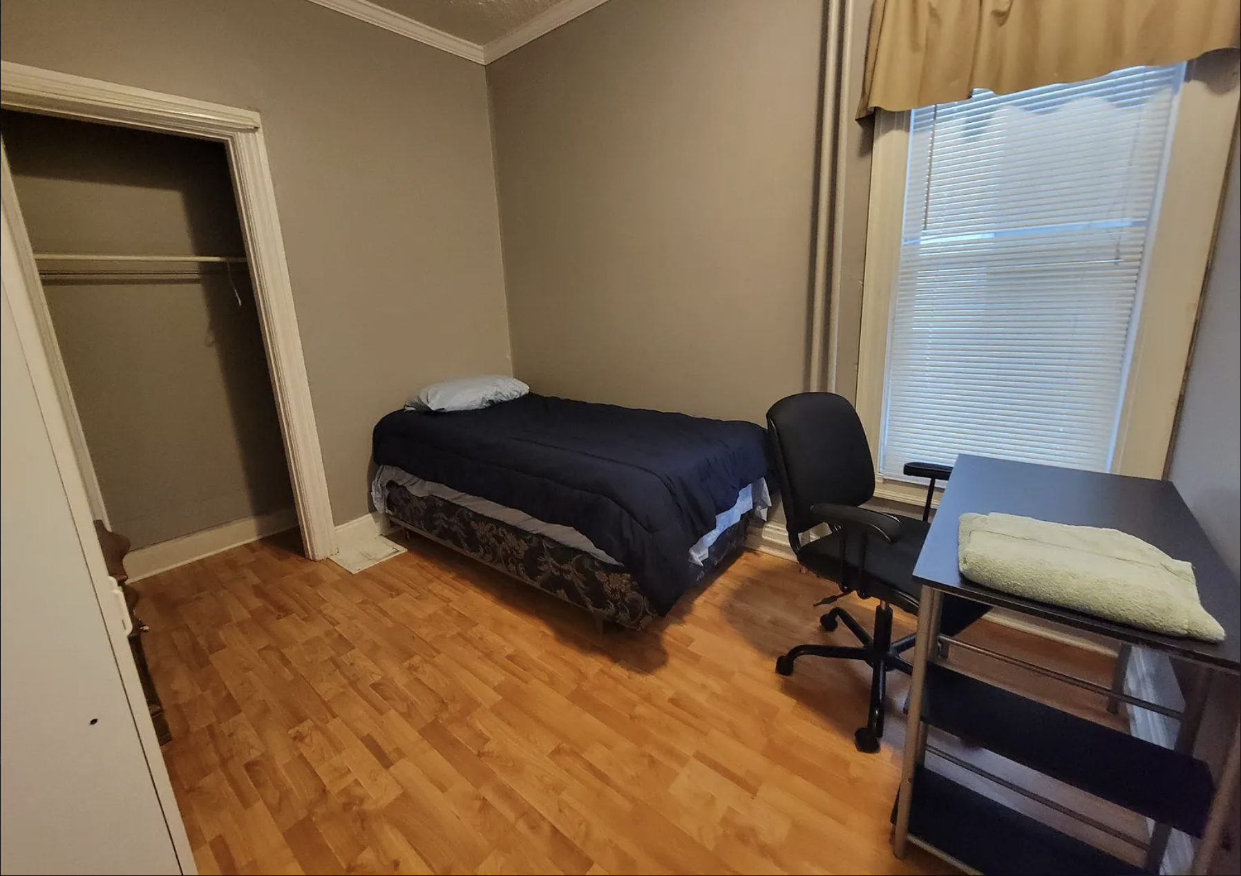 Property thumbnail image