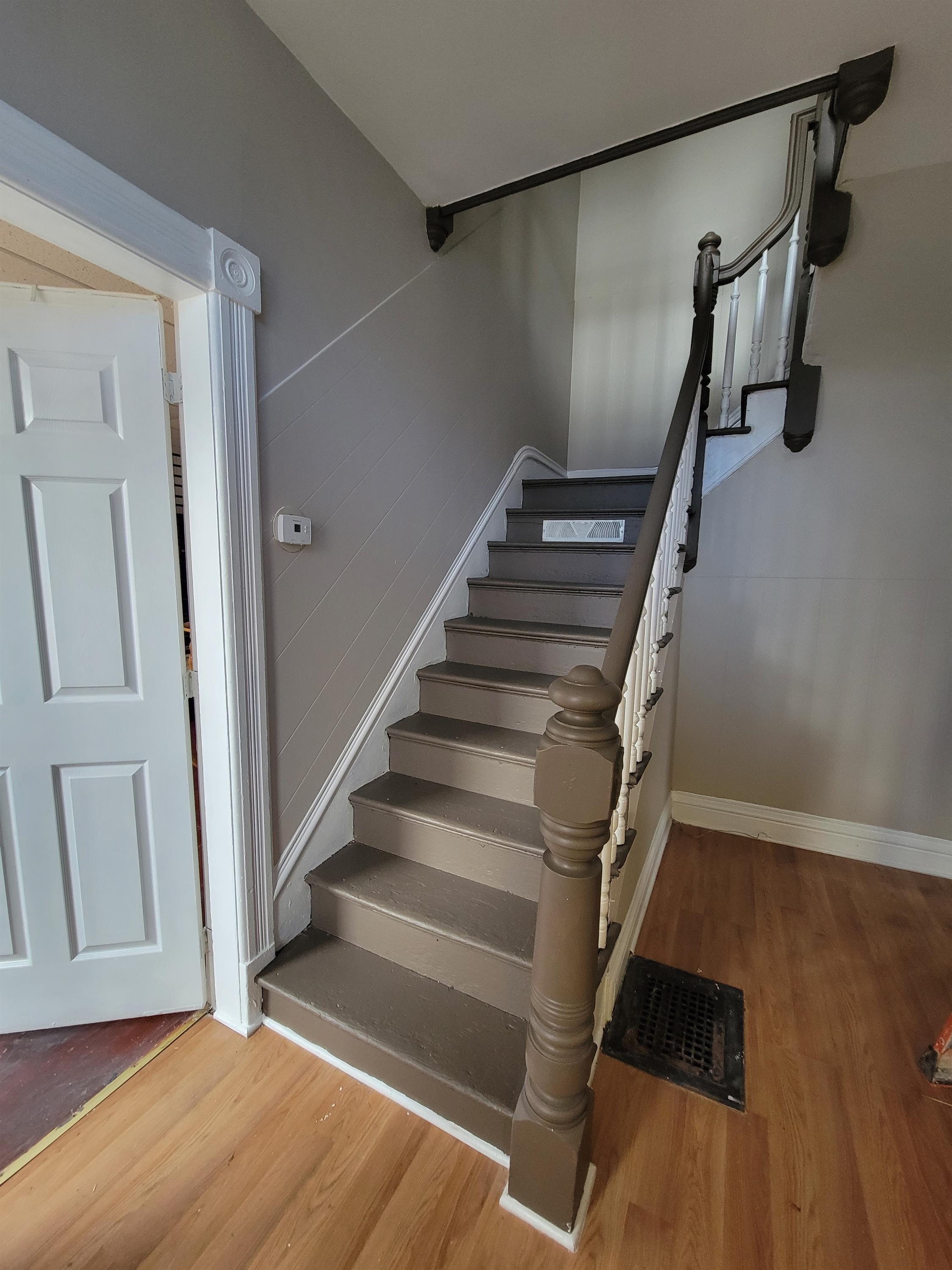 73 Eagle st