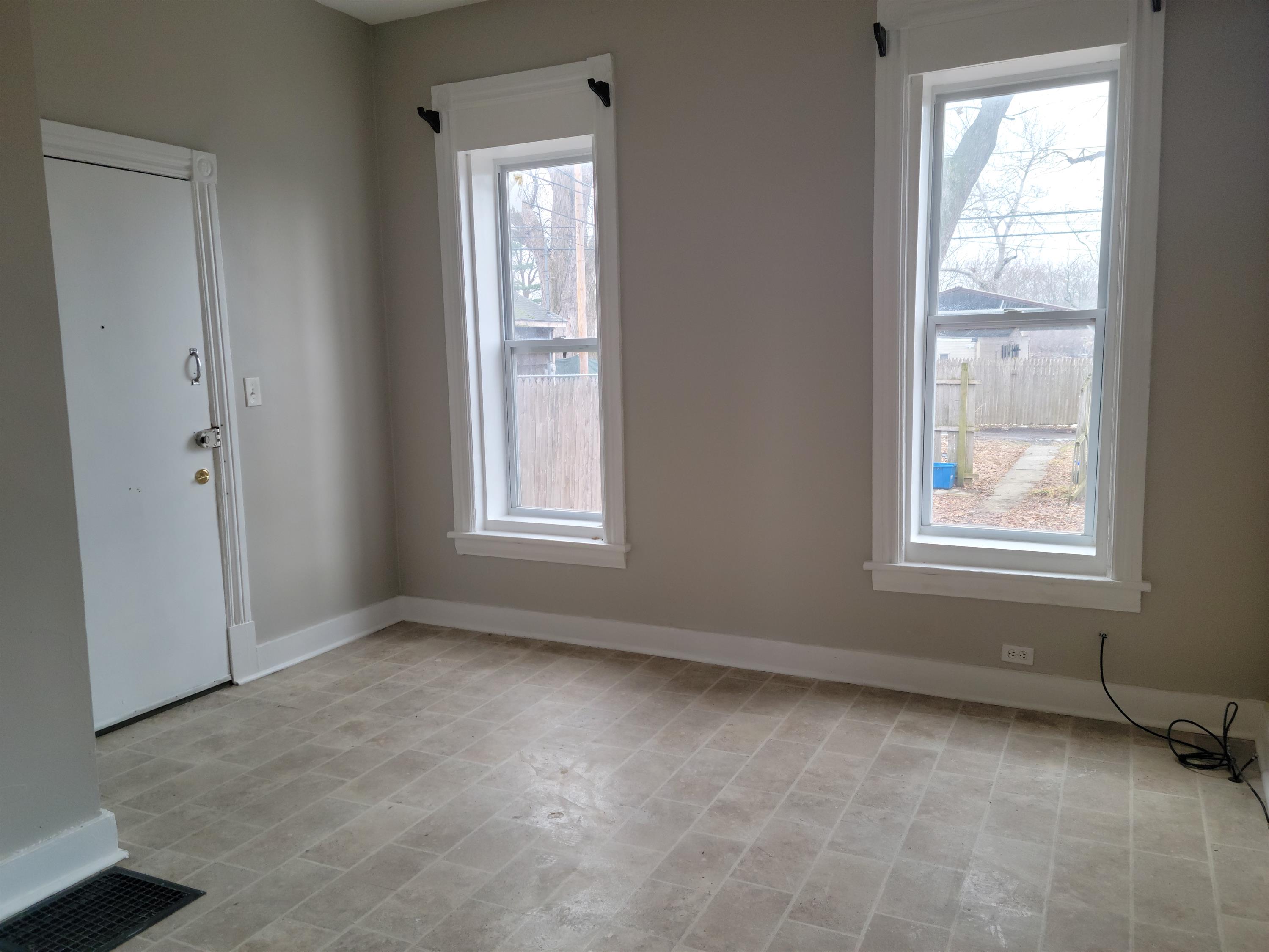 689 2nd Avenue - 3